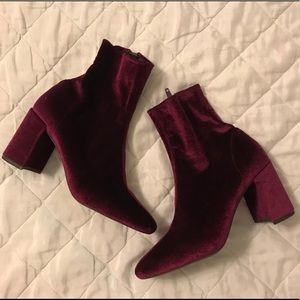 Size 6 Jeffrey Campbell velvet wine booties